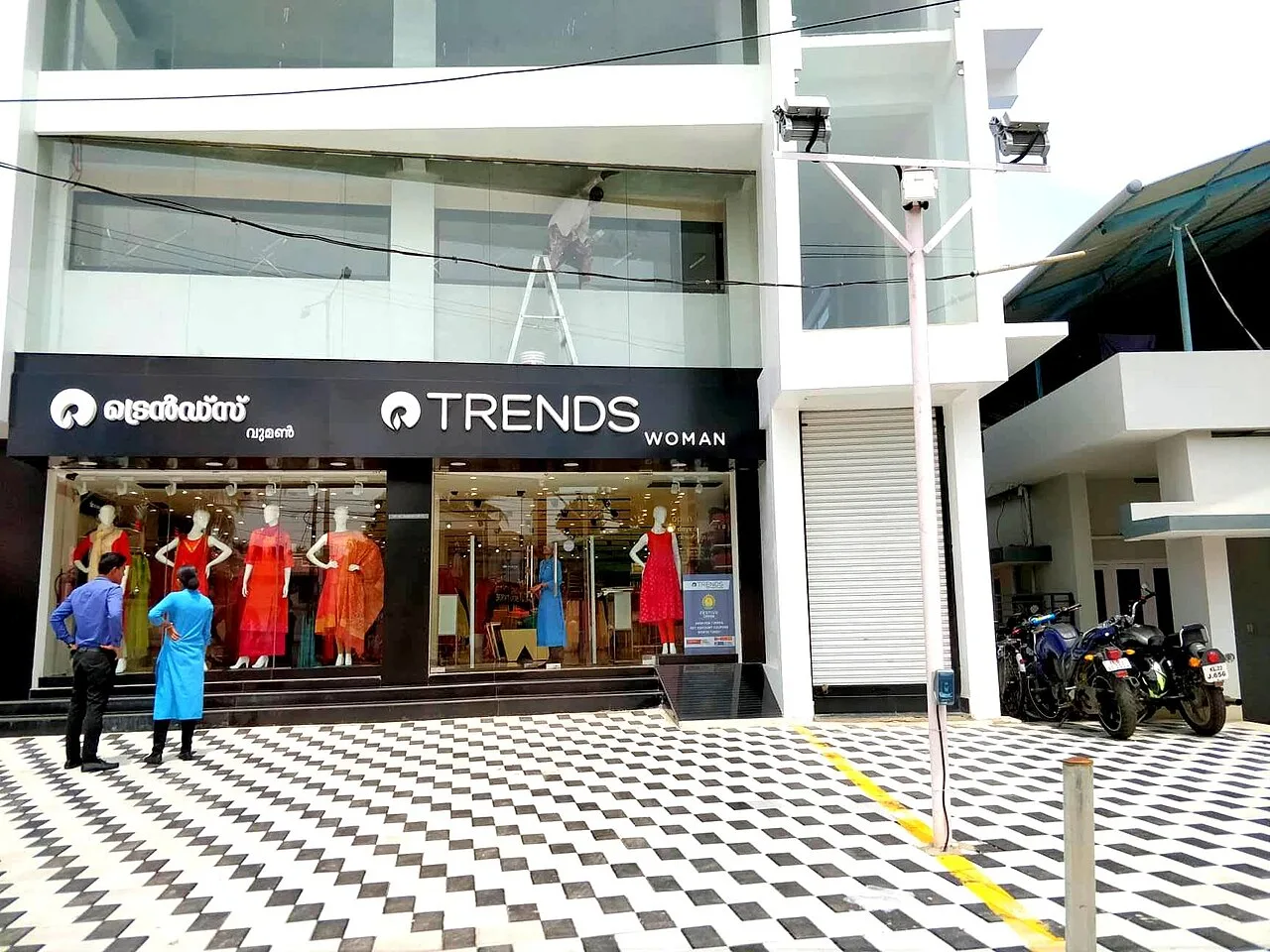 Reliance Retail acquires Furrl